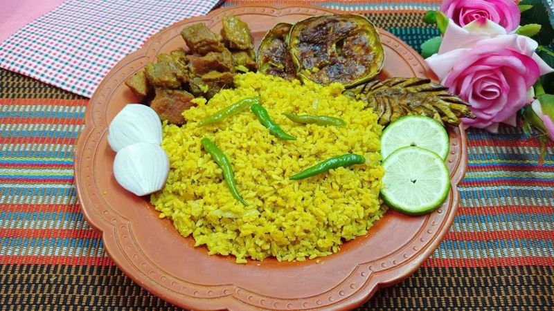 খিচুড়ি দেশি পোলাও চাল দিয়ে